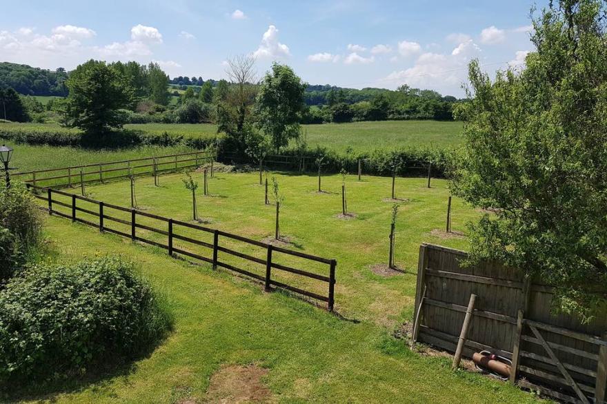A Hidden Gem, Beautiful Barn With Stunning Countryside Views