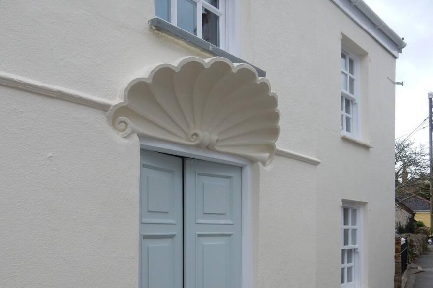 Cottage (2 bedrooms - 3 beds) Polruan Fowey-stunning views over the estuary+sea