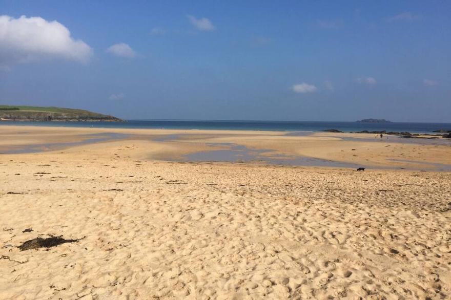 Harlyn Bay, Padstow Yards From Family Dog Friendly Beach WiFi Beautiful Location