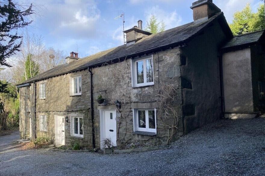Delightful romantic lakeland getaway