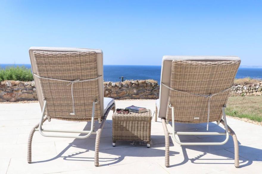 BOSCREGAN, family friendly, country holiday cottage in Porthleven
