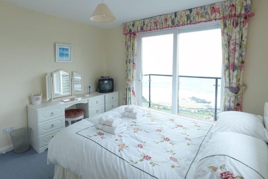 Apartment With Panoramic Sea Views, Balconies And Indoor Swimming Pool