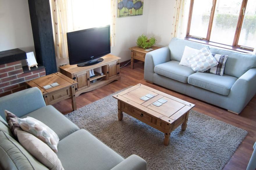 Idyllic, Relaxing Barn Conversion. Dog Friendly.