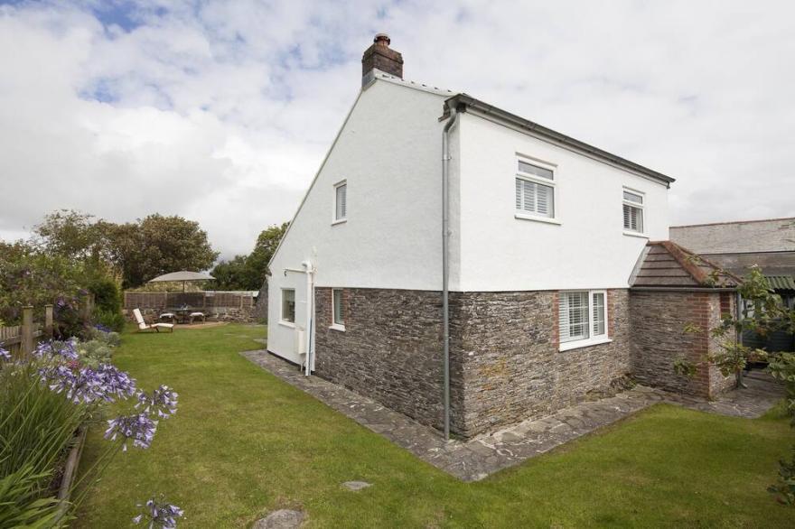 Private beautiful cottage in great location at Porthcothan Bay, Near Padstow