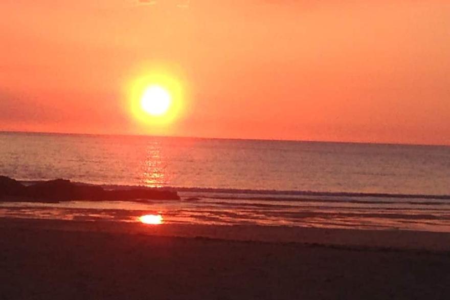 Family friendly Holiday Bungalow in  North Cornwall