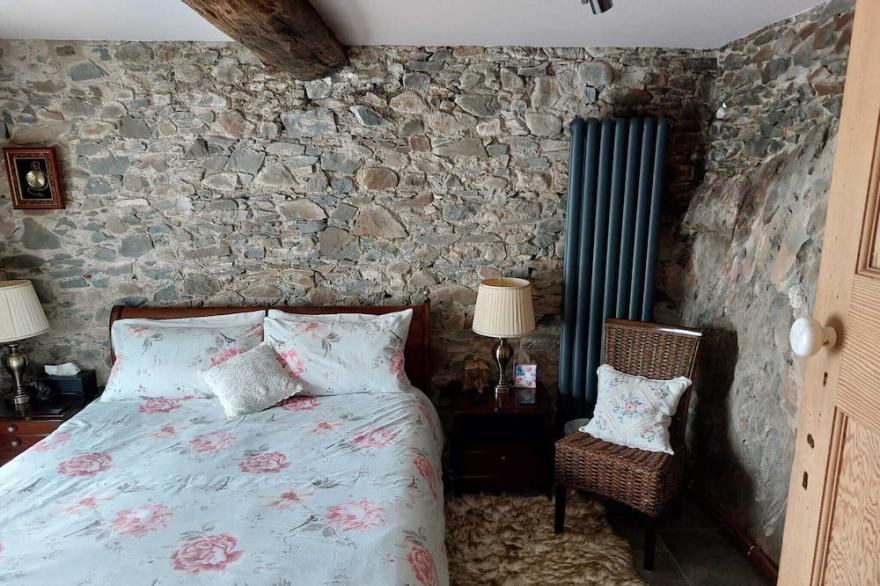 Orchard Cottage barn conversion romantic retreat. Escape to the country.