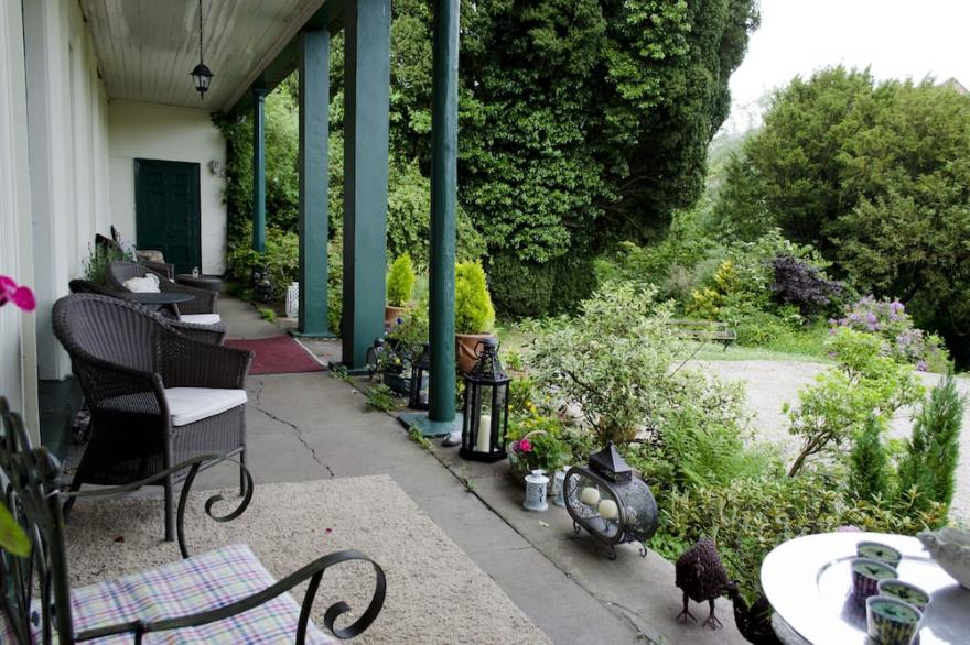 Character Old Mill House near the Giants Causeway & Coast- Sleeps 10-20