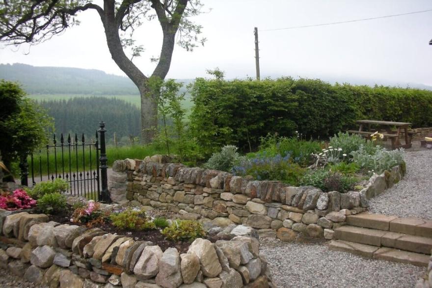 Former Lodge House to Swordale Castle