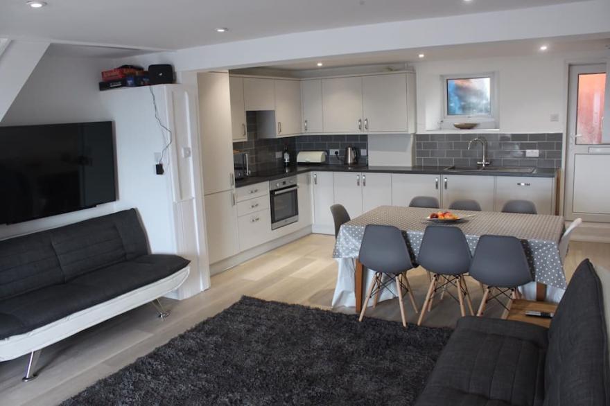 Spacious town house with commanding views over all of Torbay.