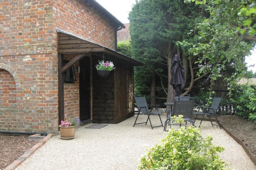 Peaceful Kentish Country Cottage - just 35 minutes from London