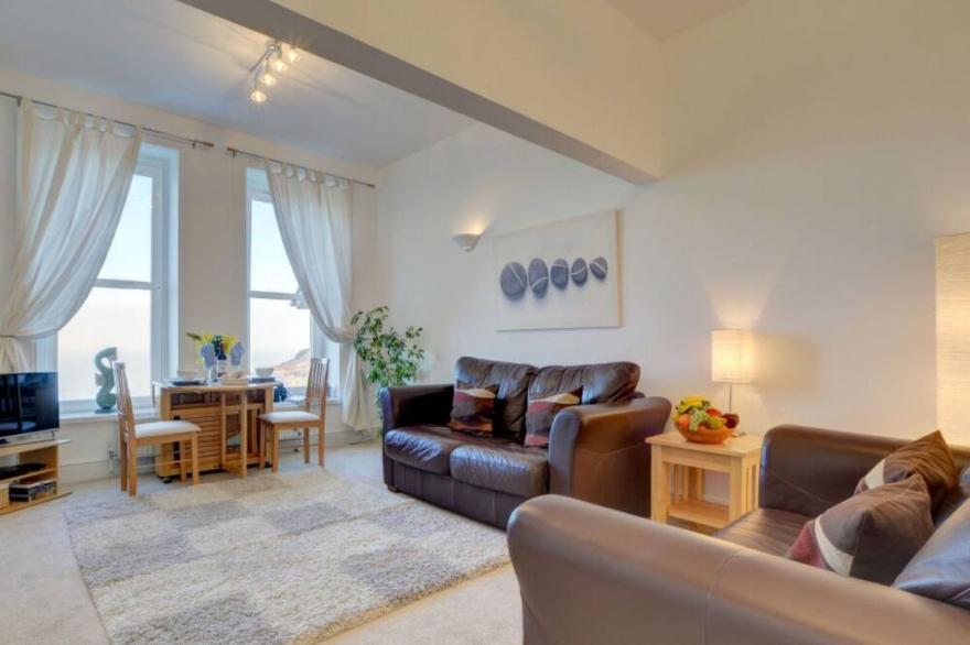 Beautiful apartment for 2 guests with WIFI, TV and parking
