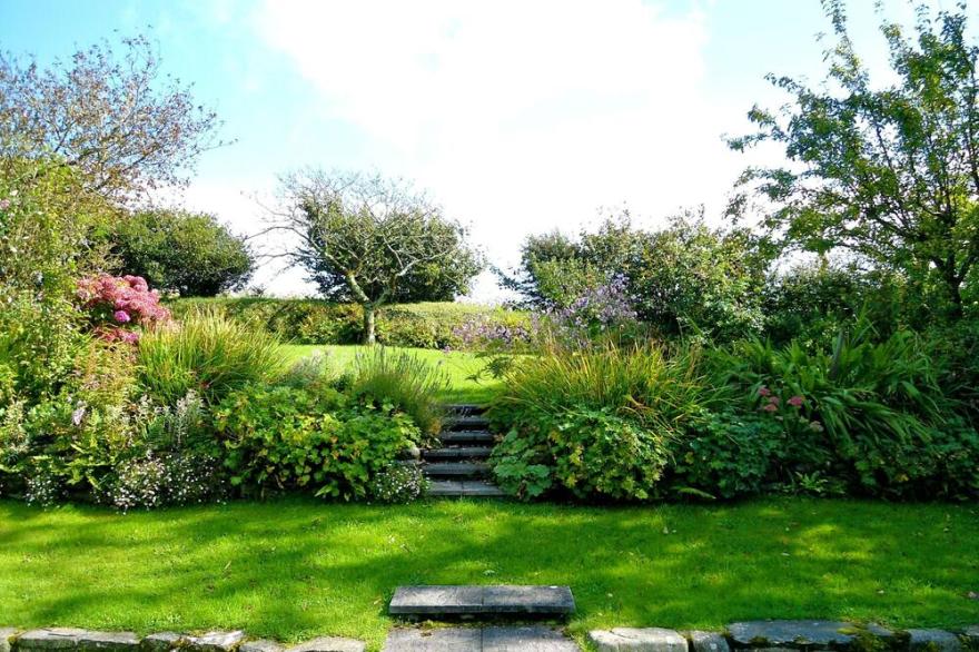 17th Century cottage near the picturesque village of Clovelly