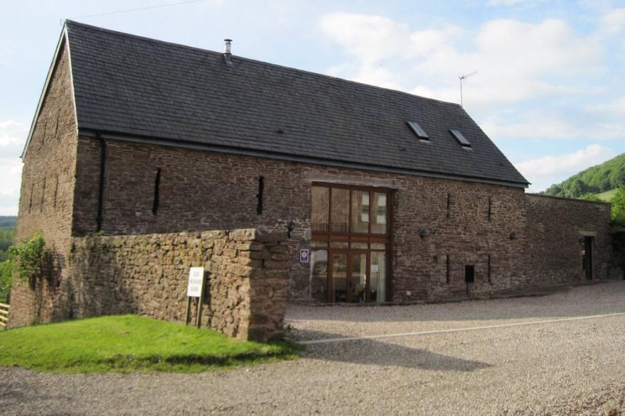 Quality barn conversion in beautiful rural surroundings