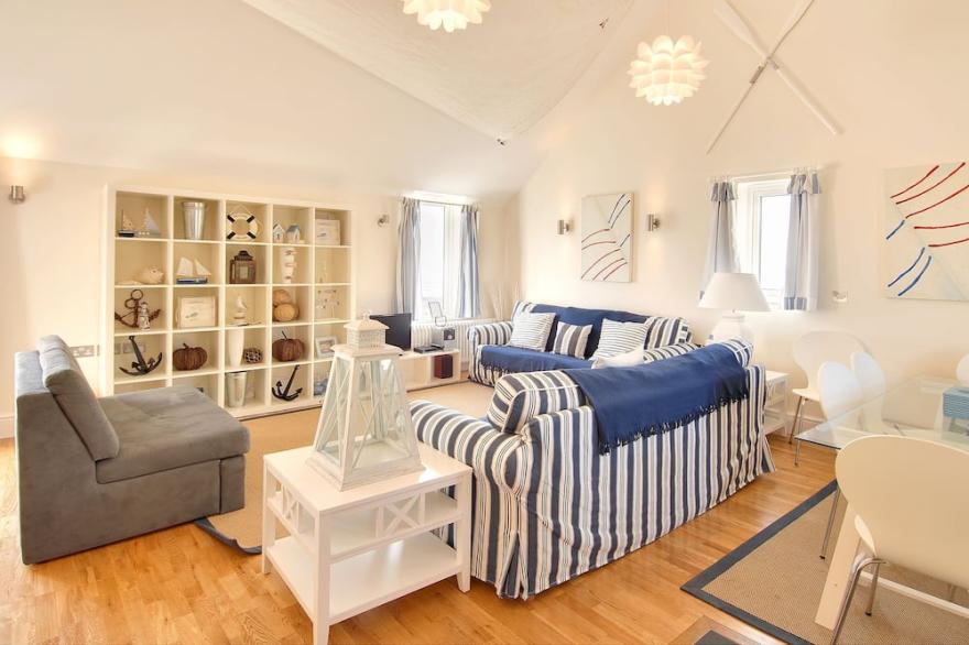 Out Of The Blue Is Situated In A Breathtaking Location Overlooking Croyde Beach.