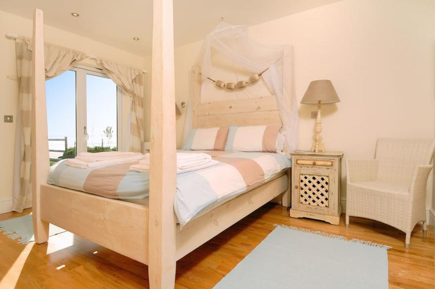 Out Of The Blue Is Situated In A Breathtaking Location Overlooking Croyde Beach.