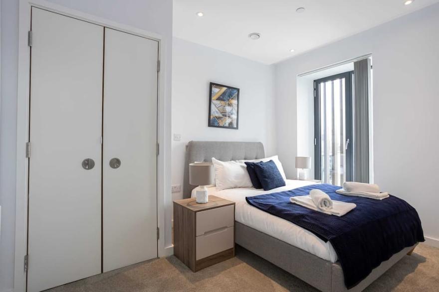 Stunning 2 Bedroom Apartment, Manchester