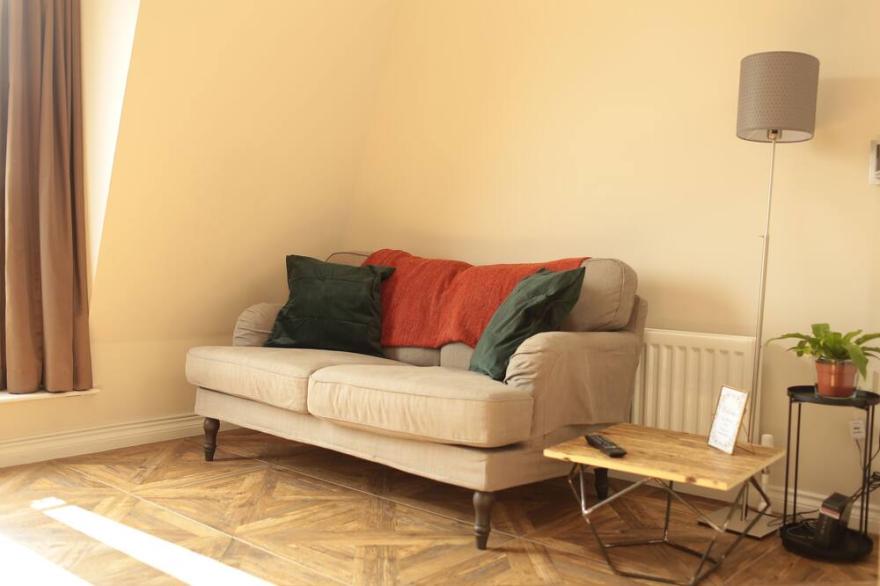 Beautiful, One bedroom apartment, City Centre