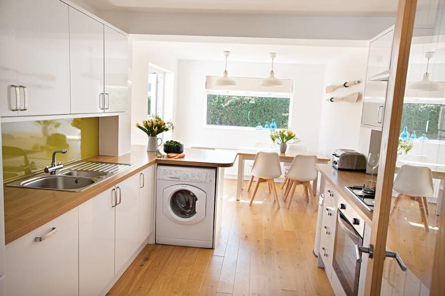 Detached comfortable airy bungalow big sunny garden between beach and village.