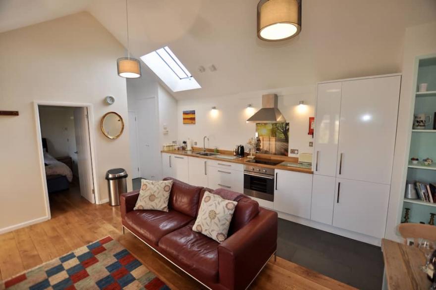 Beautiful The Hedgerows - near  Sennen & Porthcurno - Sea- pet friendly