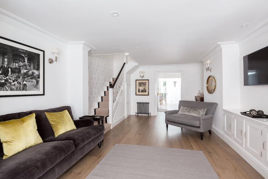 Donne Place | Pro-Managed
