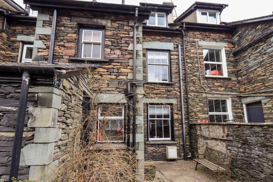 MALVERN, pet friendly, with a garden in Ambleside