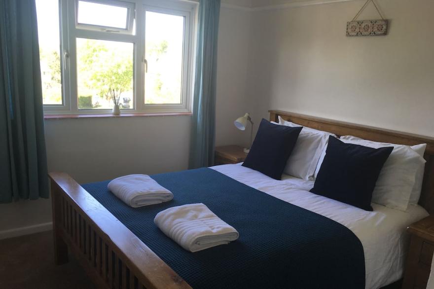 Cosy, three-bed short walk from Studland's beaches