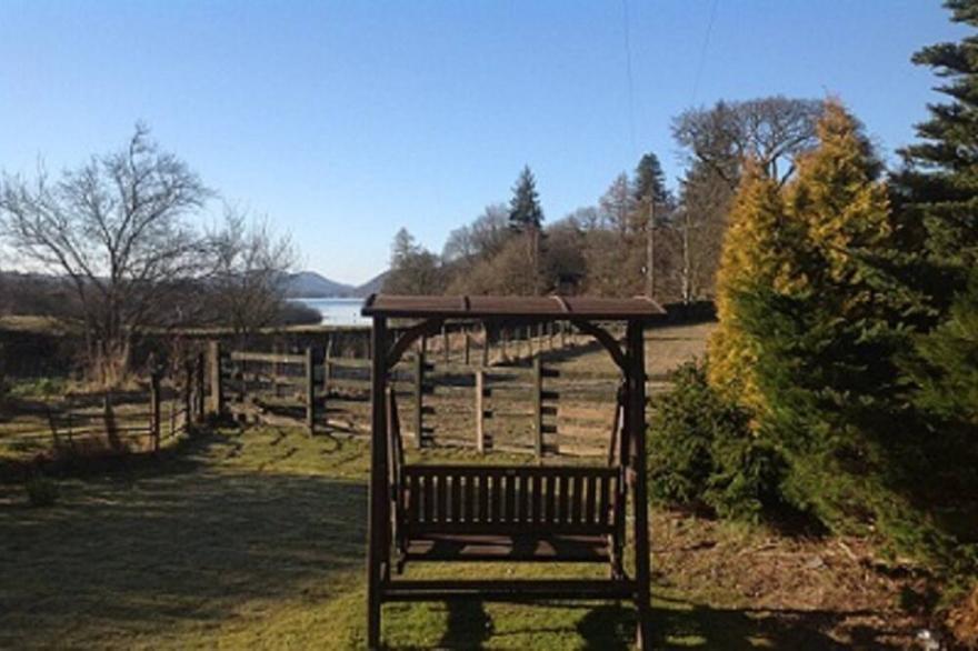 5 Minute Walk To The Shores And Jetty Of Lake Windermere