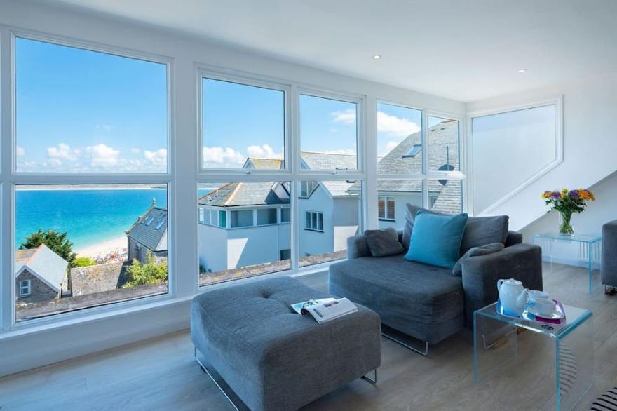 Stunning sea views, close to the centre of St Ives & car parking for upto 3 cars