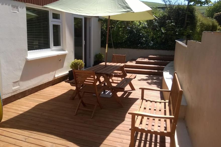 Modern House In The Heart Of Croyde, Walking Distance To Croyde Bay Beach