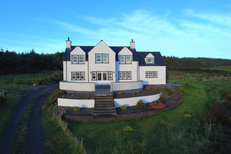 Luxury Cottage in a Scottish Coastal location with view over rolling countryside