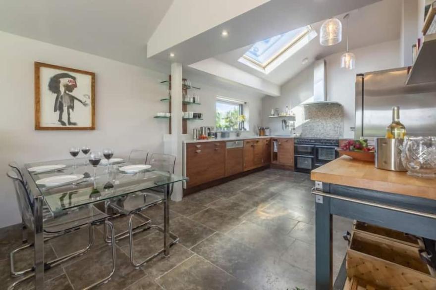 A superb, architecturally designed contemporary lodge in a spectacular location.