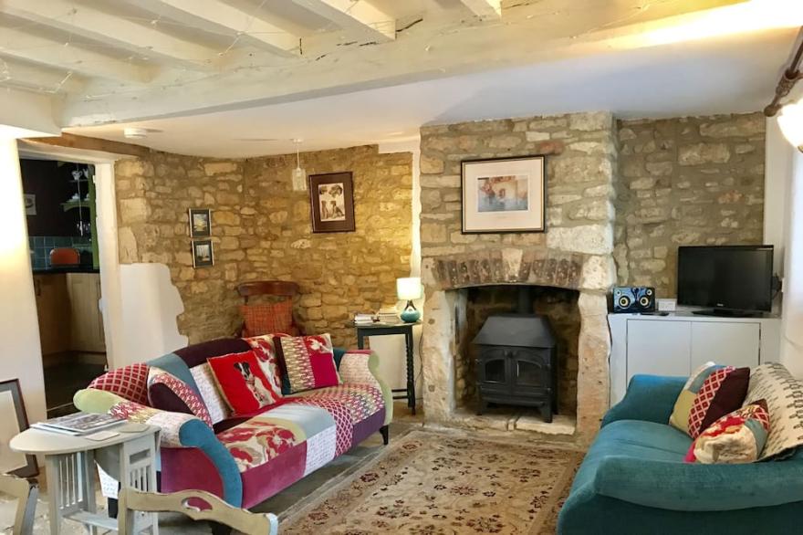 Traditional Cotswold Stone Cottage, Winchcombe, Cotswolds Way.