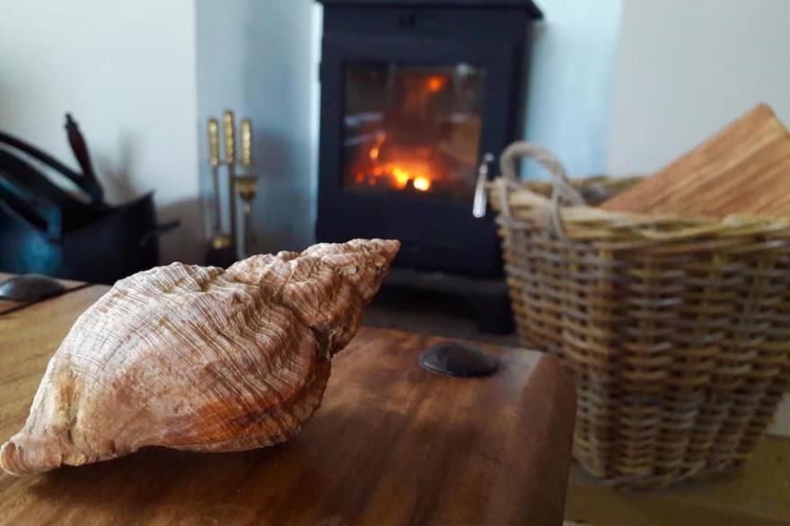 Charming, spacious cottage with stunning views of Staithes and the harbour