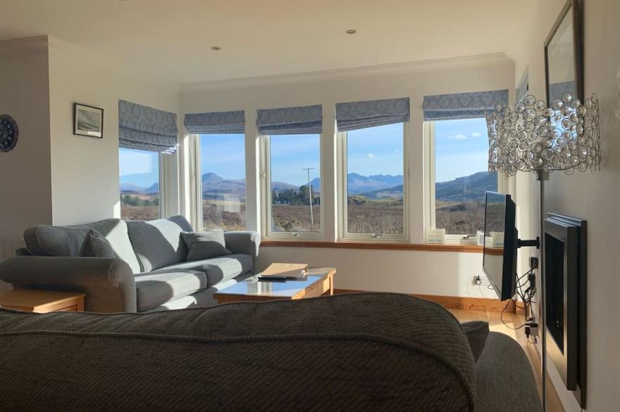 Self Catering Accommodation, Portree,  Isle of Skye Panoramic Views of Cuillins