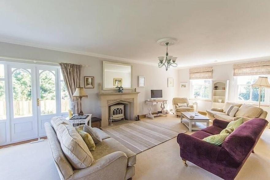 Large Detached Family House Near Beach Great For Extended Family Get Togethers