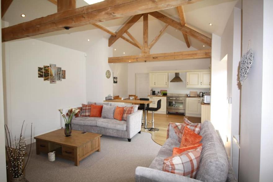 Luxury Cottage with hot tub in Balk, Thirsk, North Yorkshire.