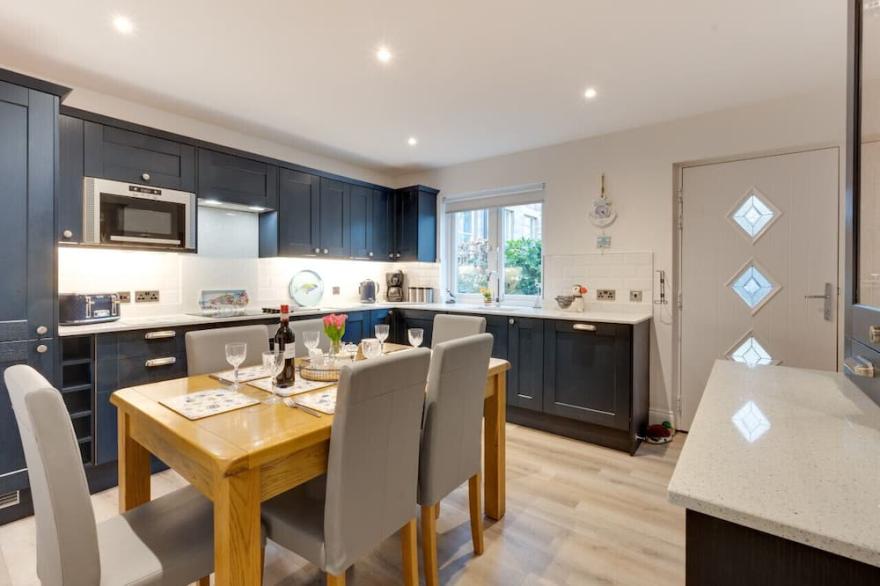 St Ebbas Peep - Three Bedroom House, Sleeps 6