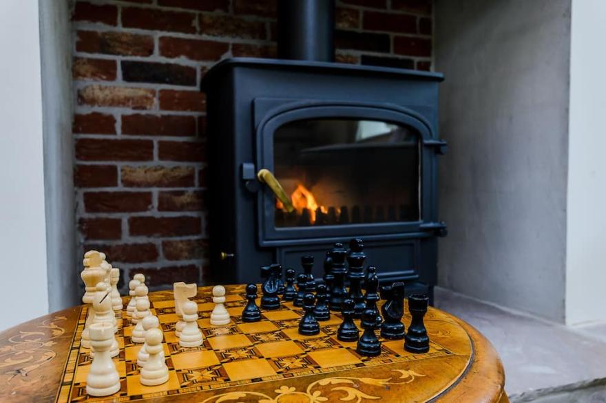 AWARD WINNING, 5* LUXURY, TISSINGTON FORD BARN, DERBYSHIRE. SLEEPS UP TO 12