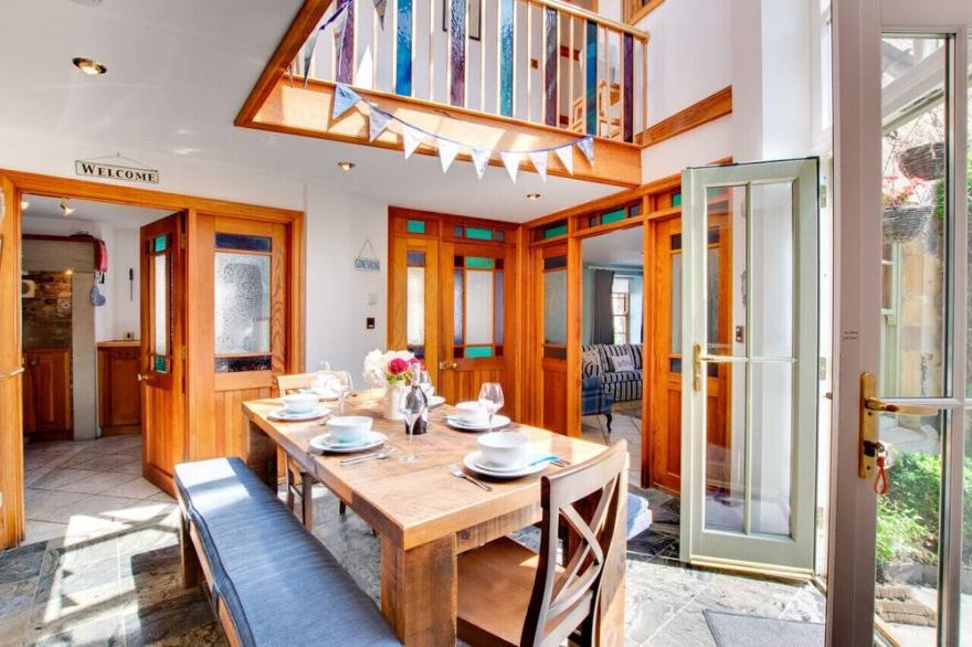 Bega's Bead - Three Bedroom House, Sleeps 6