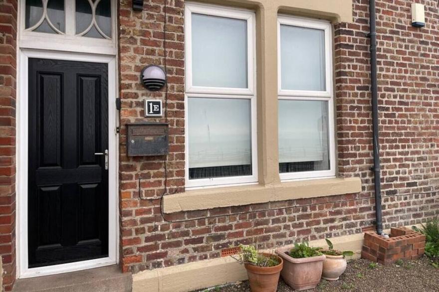 The Beachfront Apartment, Tynemouth.  Breathtaking Sea Views