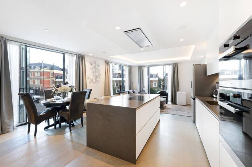 Brand New Contemporary Apartment on Chelsea/Fulham Border