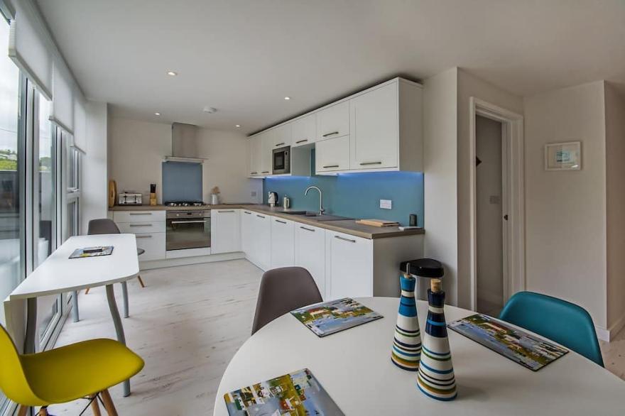Stylish Beach Cottage Sleeps 4,  just 85 mtrs from sandy 'Blue Flag' beach.
