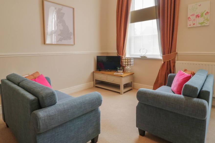 STRAWBERRY MEWS, family friendly, with a garden in Cockermouth