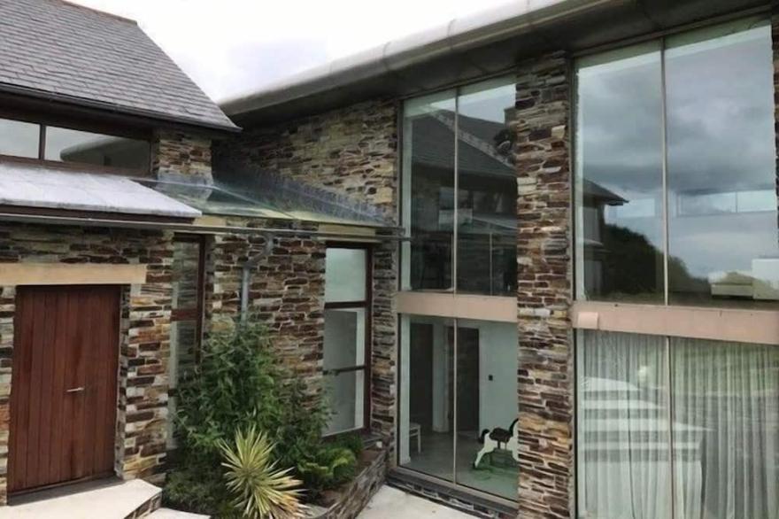 A large family home that sleeps 8 guests  in 4 bedrooms