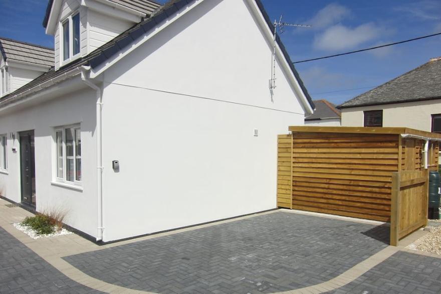 Camana Modern Stunning Self Catering Home Carbis Bay Sea Glimpses Parking Wifi