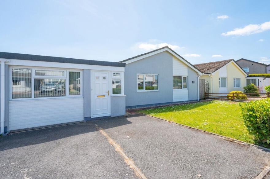 The Parsonage - Three Bedroom House, Sleeps 6