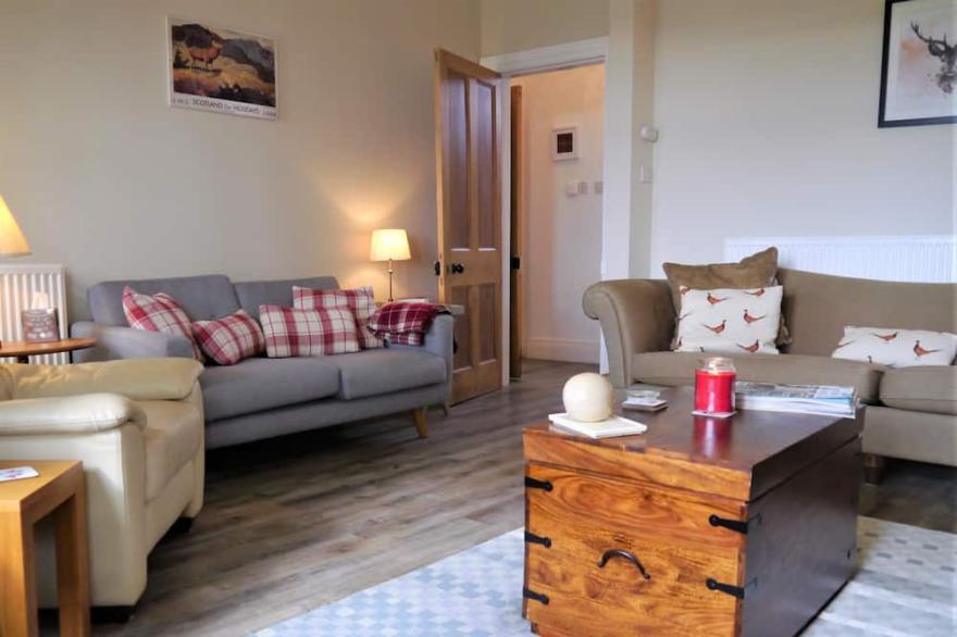 Glaisters Farmhouse -  a house that sleeps 8 guests  in 4 bedrooms