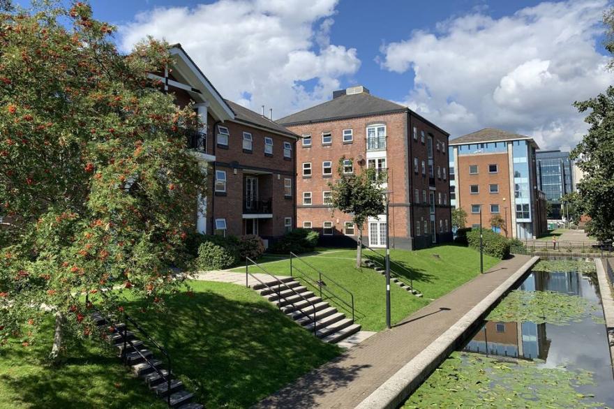 CF10 House - Cardiff City Centre