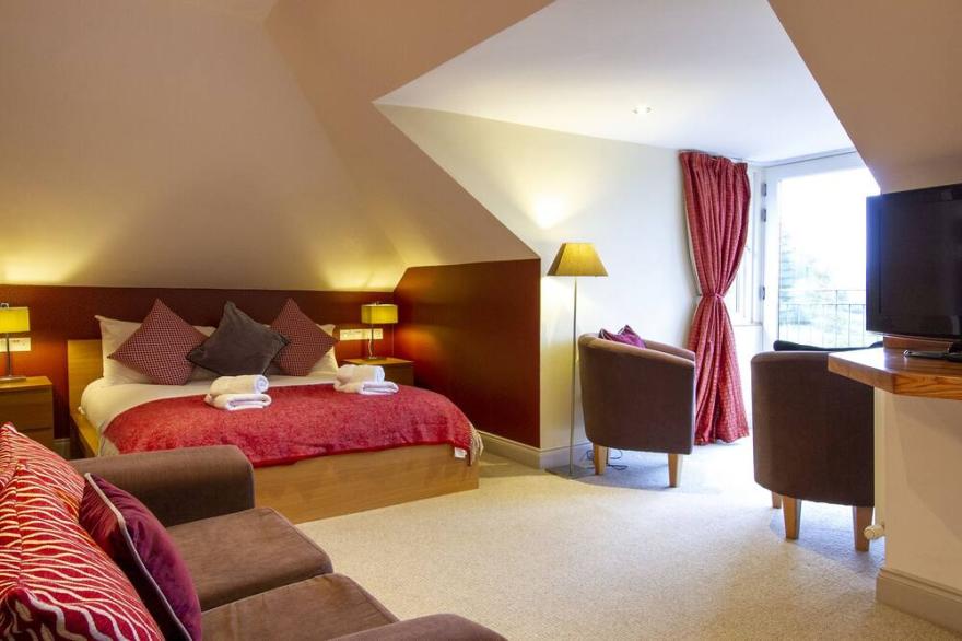 The Lookout Keswick -Luxury House
