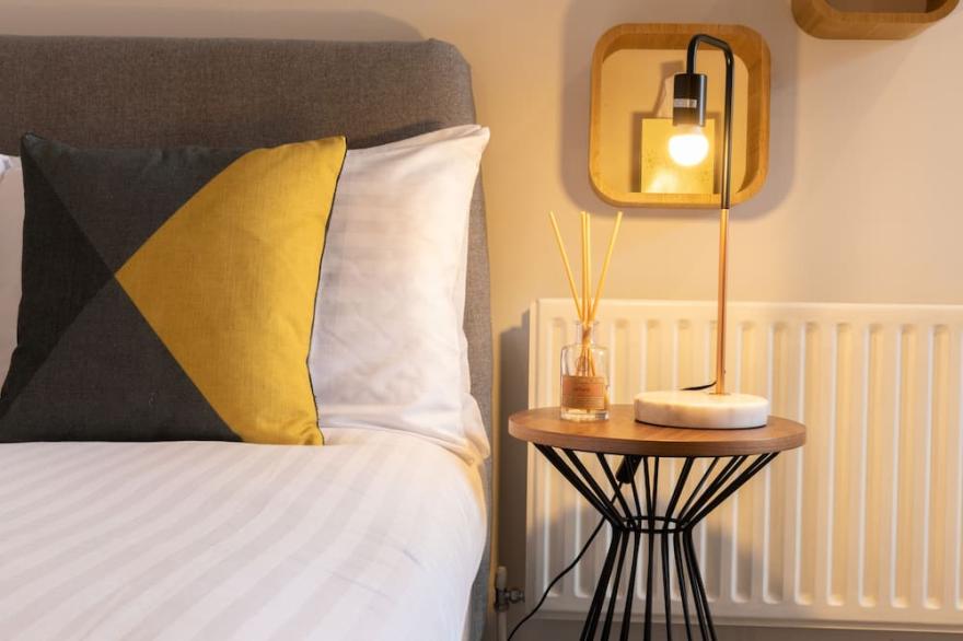 No3a Fulwood Heights - Beautiful Studio nr hosp